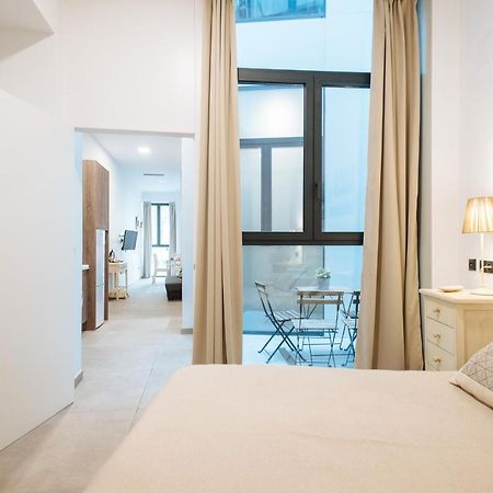 Apartamento Centrico En La Calle Cruz Verde, 10 Seville Luaran gambar