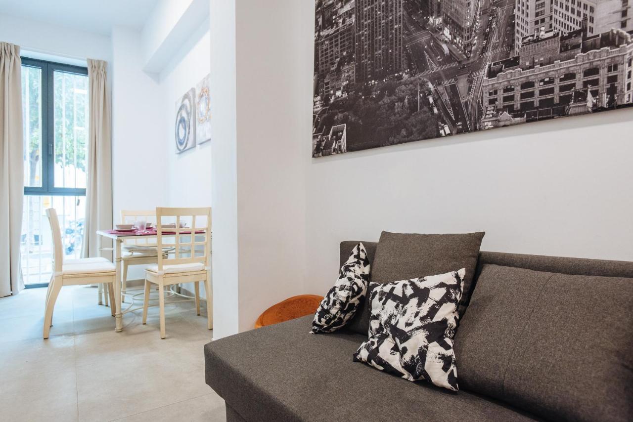 Apartamento Centrico En La Calle Cruz Verde, 10 Seville Luaran gambar