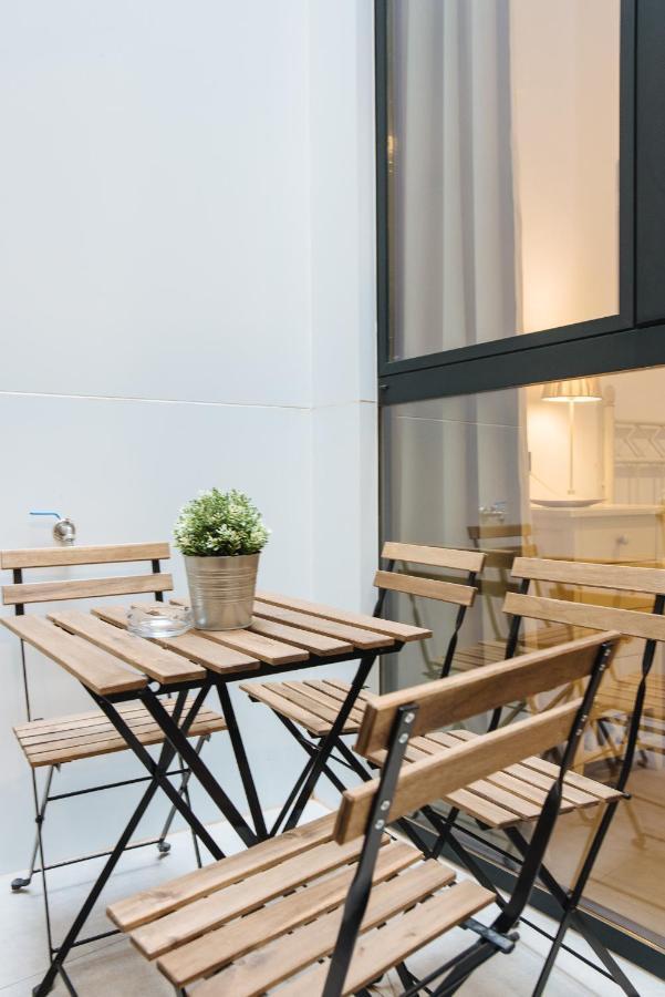 Apartamento Centrico En La Calle Cruz Verde, 10 Seville Luaran gambar