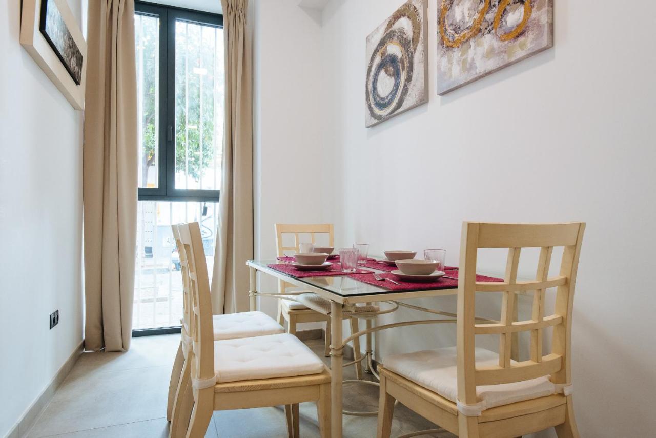 Apartamento Centrico En La Calle Cruz Verde, 10 Seville Luaran gambar