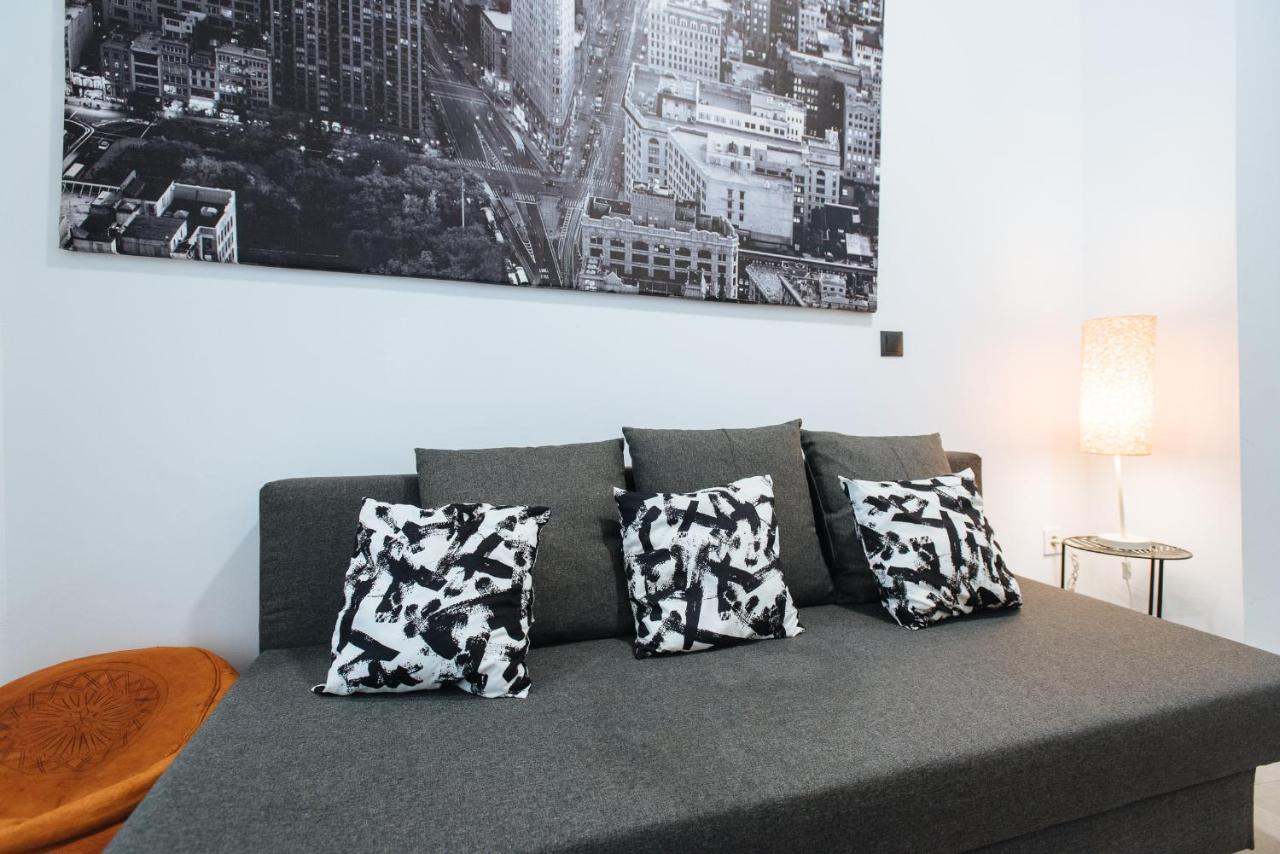 Apartamento Centrico En La Calle Cruz Verde, 10 Seville Luaran gambar